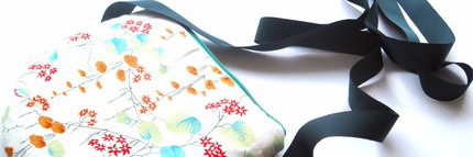 Garden Ribbon Strap Pouch Purse Bag - By Big Blue Bed @ Etsy